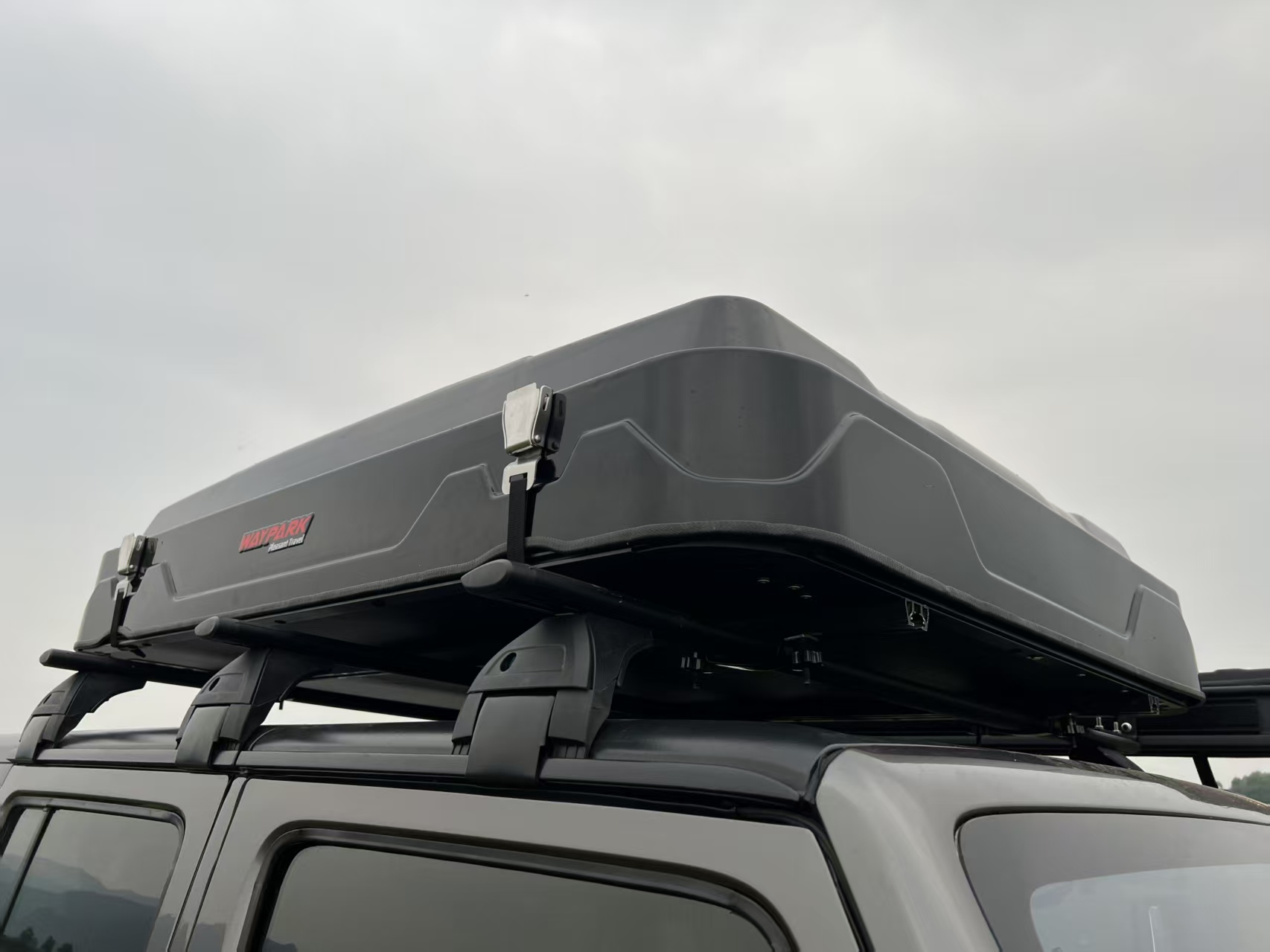 Custom Car Roof Top Tent Outdoor Side Folding Camping Truck Rooftop Tent for SUV Pickup Trailer With ABS Hard Shell Cover WP6019