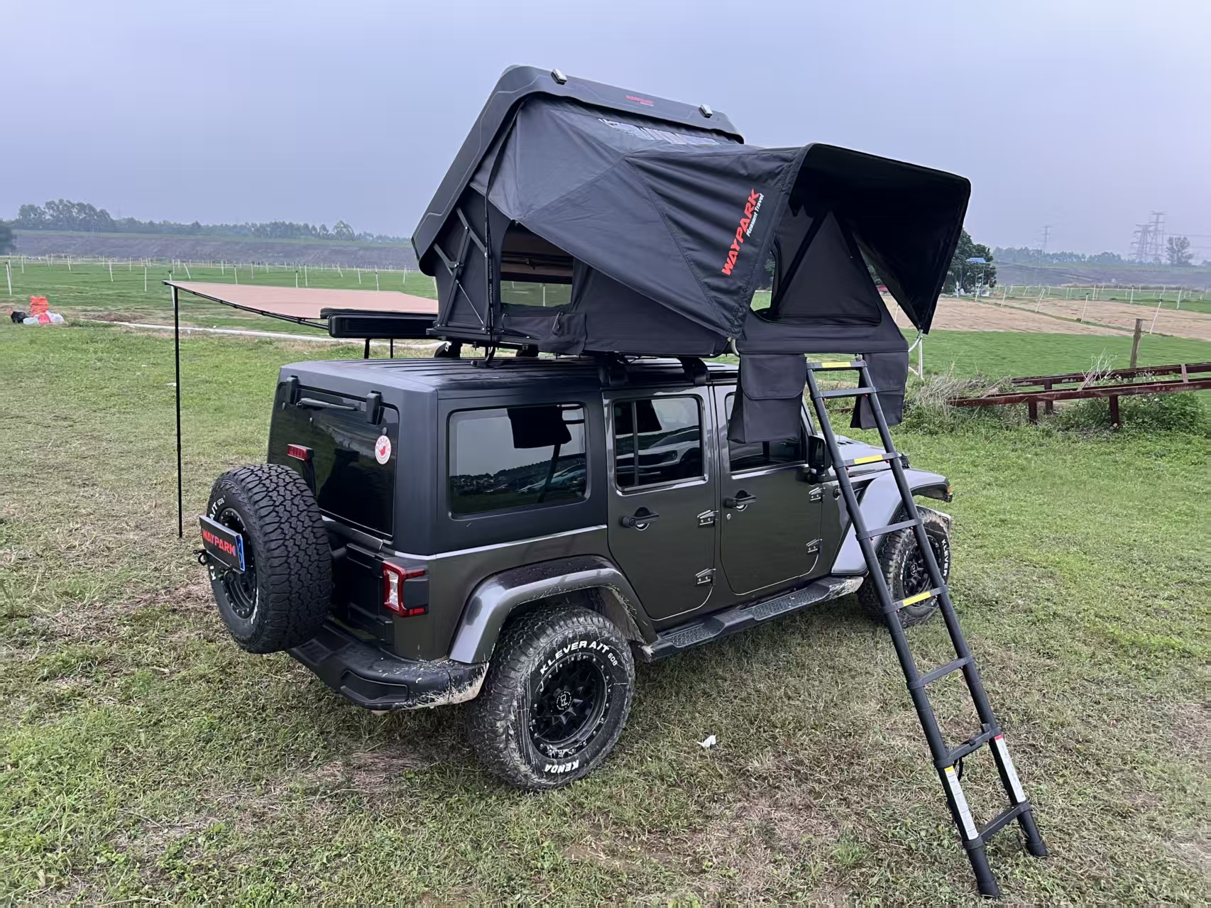 Custom Car Roof Top Tent Outdoor Side Folding Camping Truck Rooftop Tent for SUV Pickup Trailer With ABS Hard Shell Cover WP6019