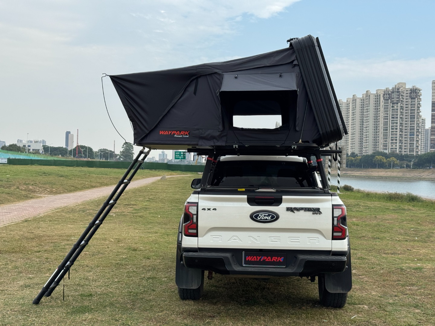 Aluminum Side-Opening Roof Tent – WP6017-1.5m