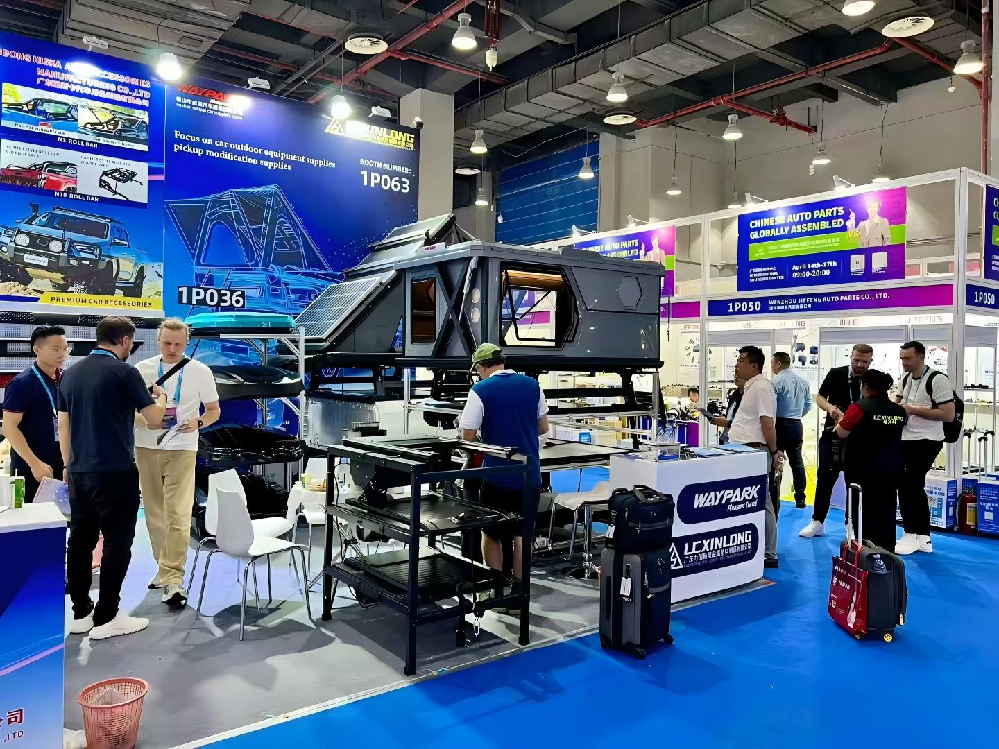 WAYPARK discussing roof tent projects with overseas buyers