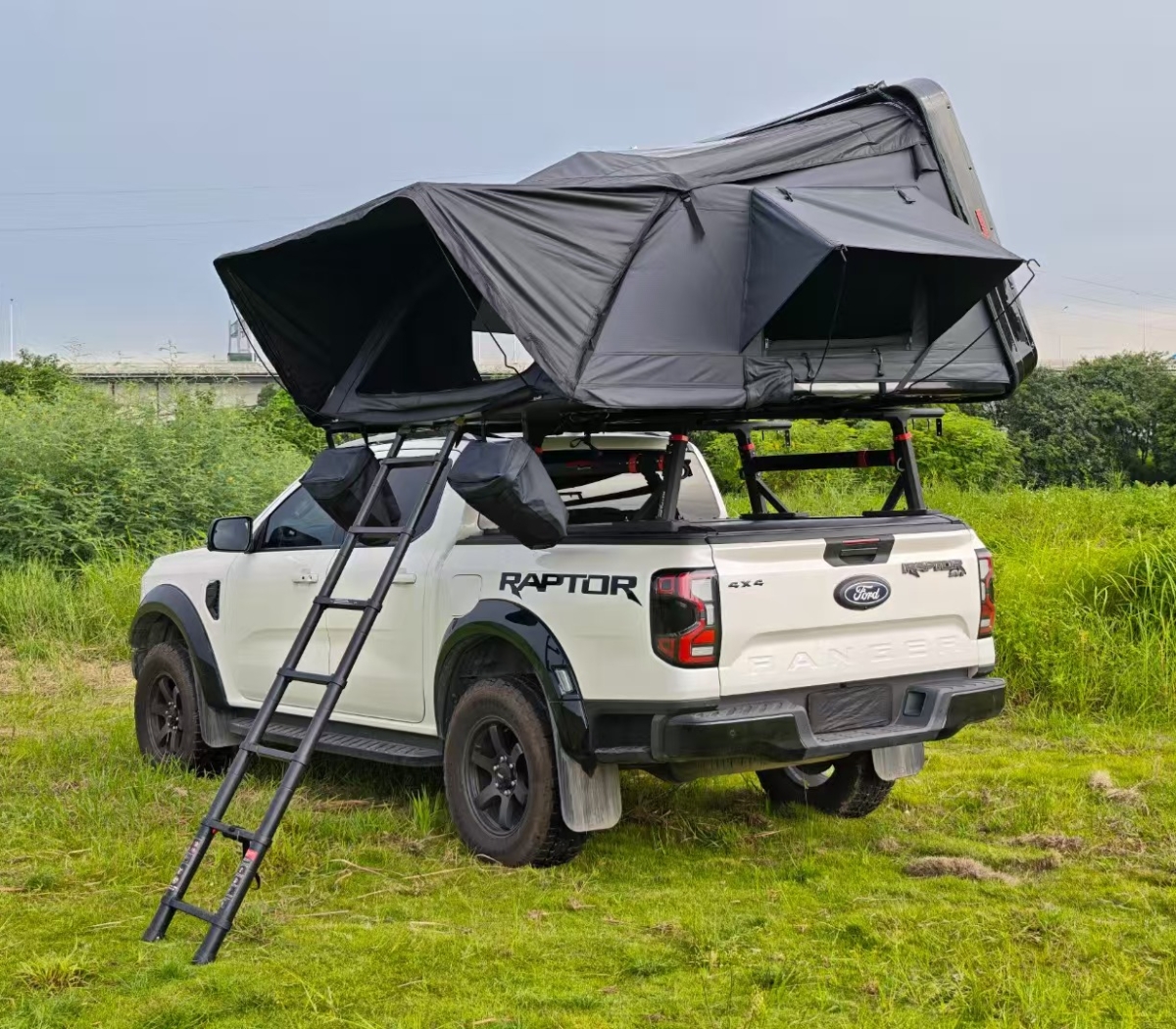 Aluminum Side-Opening Roof Tent – WP6017-1.8m