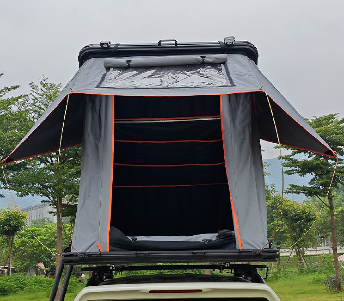 2025 NEW Ultralight Aluminum Alloy Triangle Outdoor 4x4 Truck SUV Pickup Car Tent 2-3 Person Roof Tops Tents for Camping WP6003