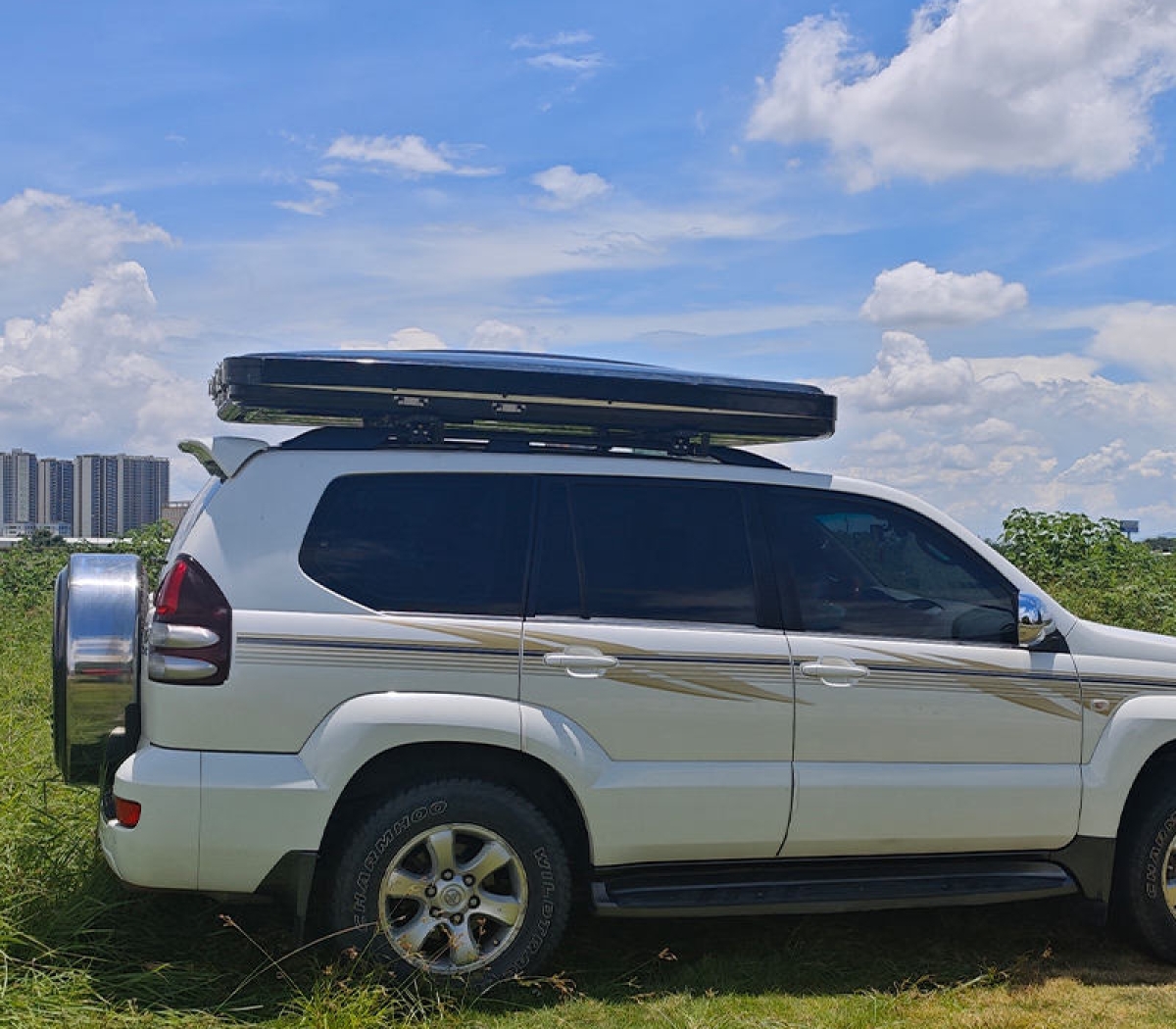 Off Road Waterproof Camping Aluminum Triangle Hard Shell Truck Car Roof Top Tent 4 People WP6004